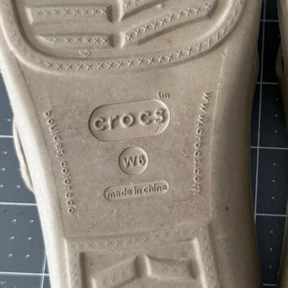 Crocs Womens 6 Patricia Slide Comfort Tan Wedge Sandals Open Toe Casual Slip On - Picture 6 of 6